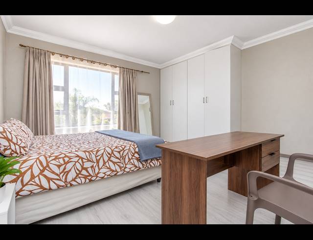 2 BEDROOM APARTMENT FOR SALE IN RANDPARK RIDGE